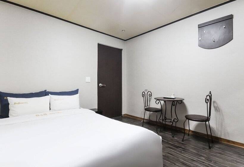 מוטל Gunsan B And B