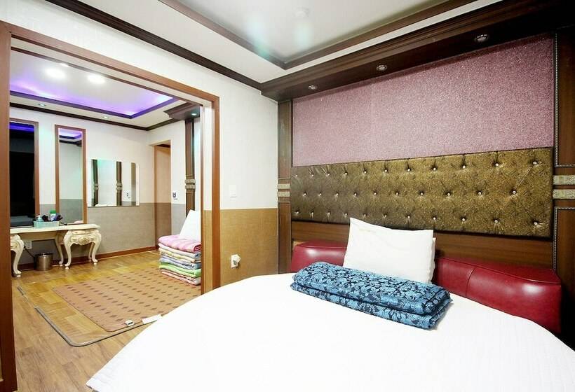 فندق على الطريق Gunsan Tootoo