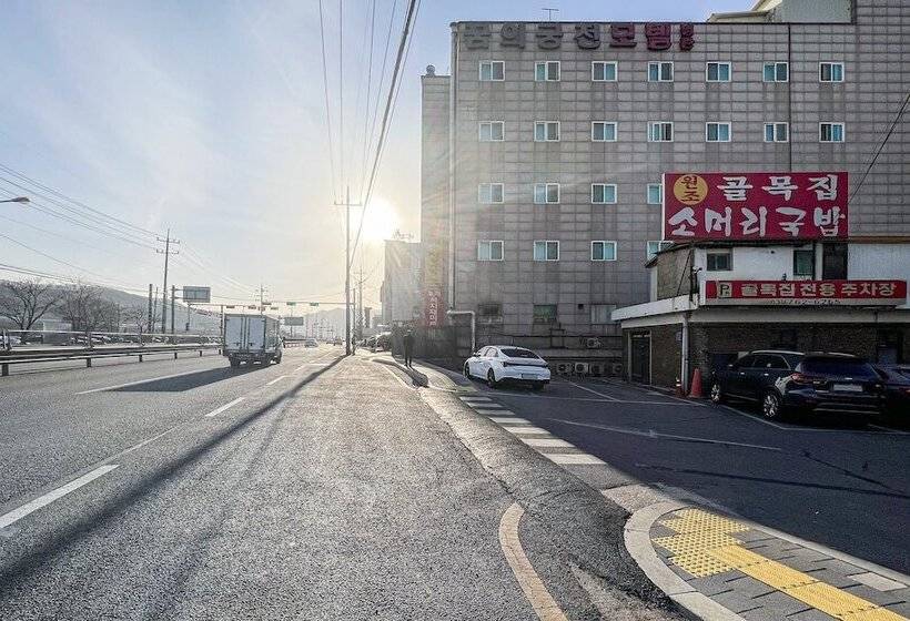 فندق على الطريق Gwangju Gonjiam Dream Palace Annex