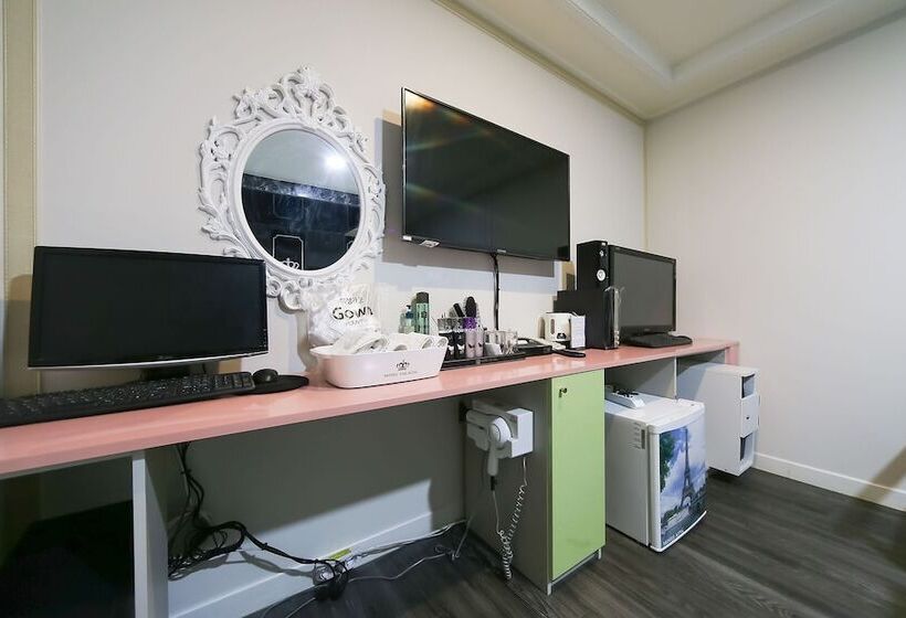 فندق على الطريق Gyeongsan King