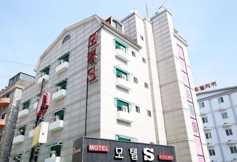 Motel Gyeryong S