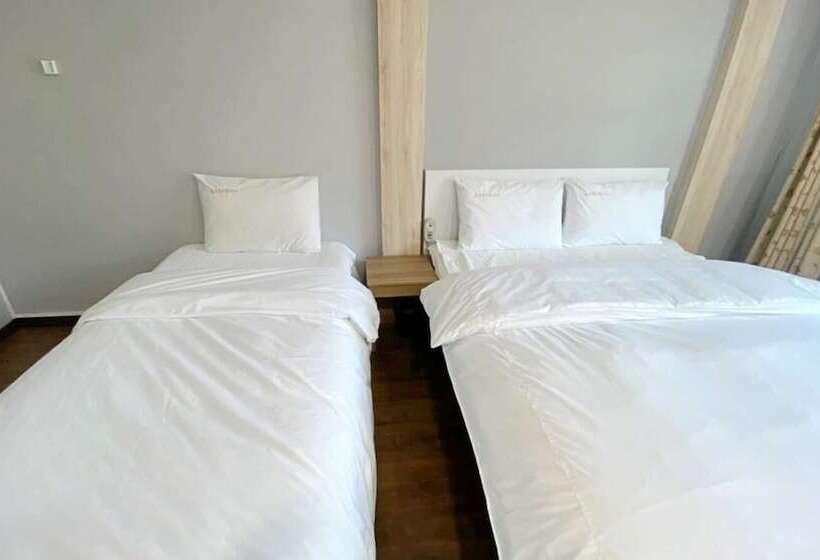 מוטל Hadong Hot Spring Hotel Sauna