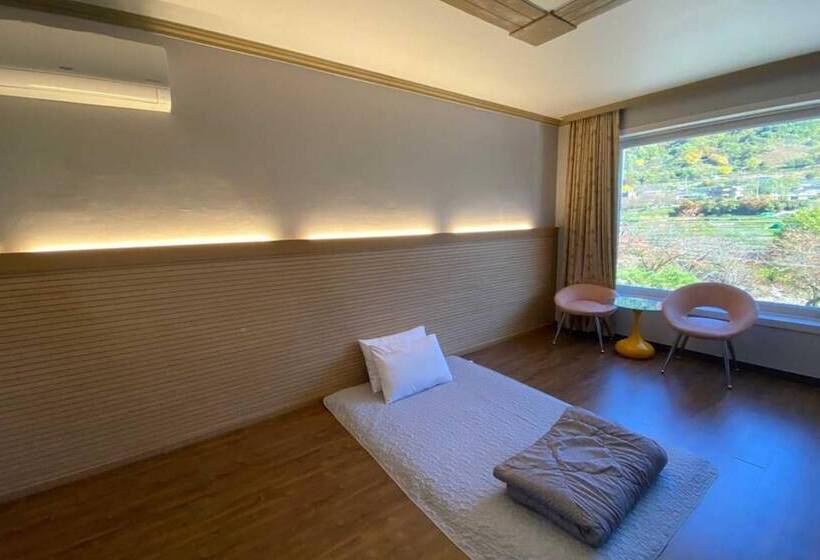 מוטל Hadong Hot Spring Hotel Sauna