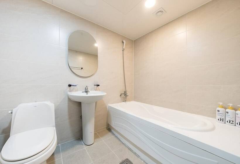 מוטל Hadong Hot Spring Hotel Sauna