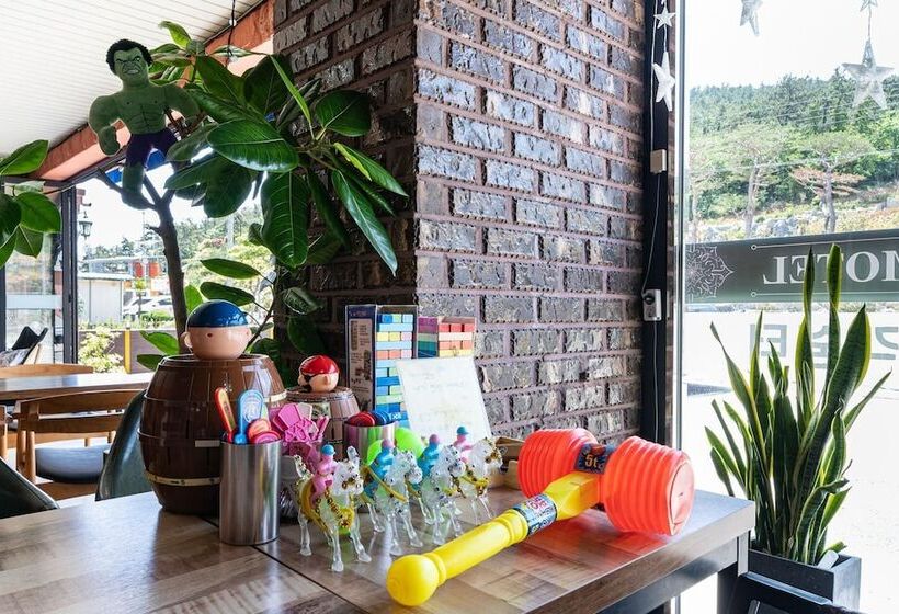 فندق على الطريق Haenam Ttangkkeut Beach