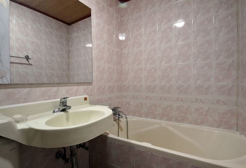 فندق على الطريق Haenam Ttangkkeut Beach