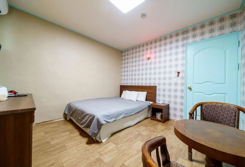 מוטל Hongcheon Cello