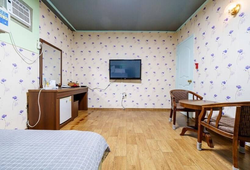 מוטל Hongcheon Cello