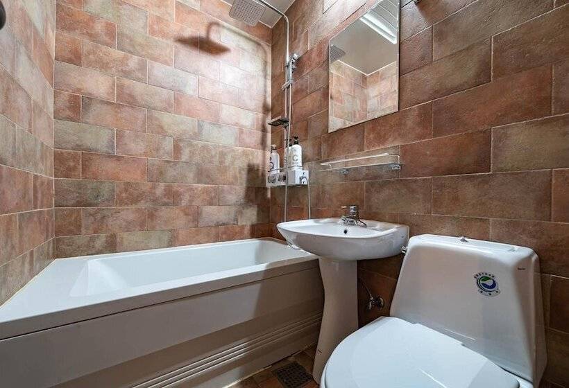 מוטל Hongcheon Dalkkum