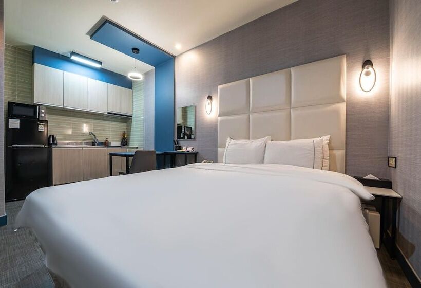 מוטל Hongcheon Dalkkum