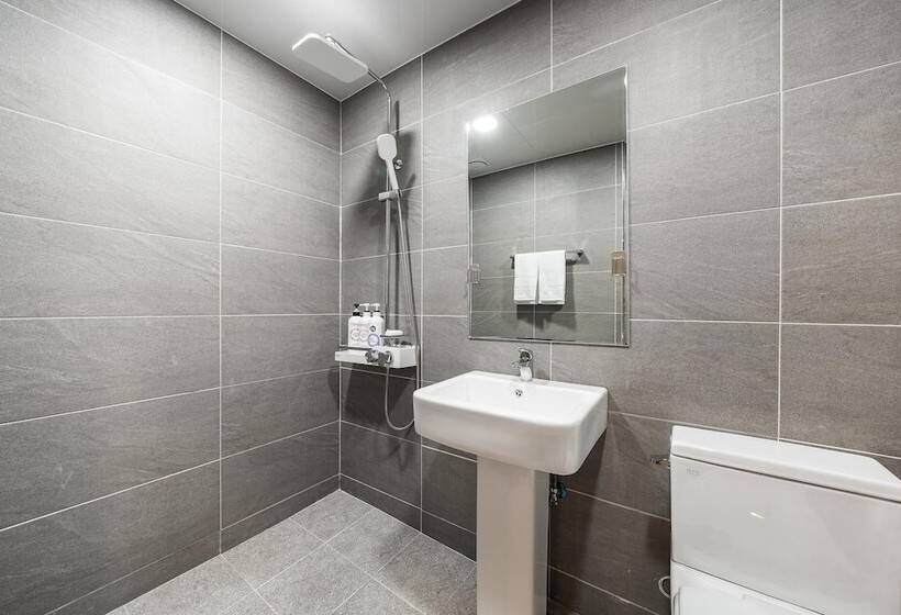 모텔 Incheon Daily