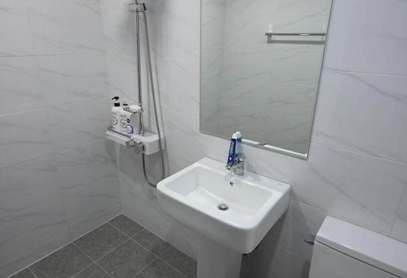 모텔 Incheon Daily