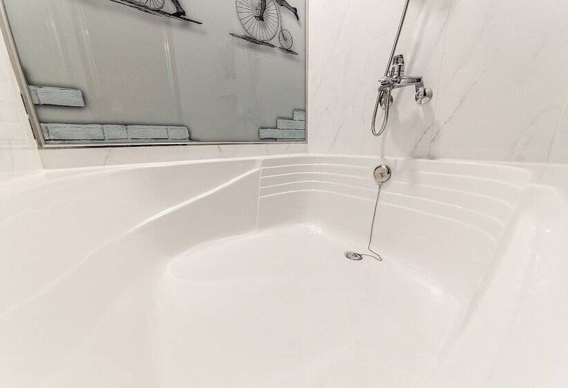 מוטל Indeokwon Cello