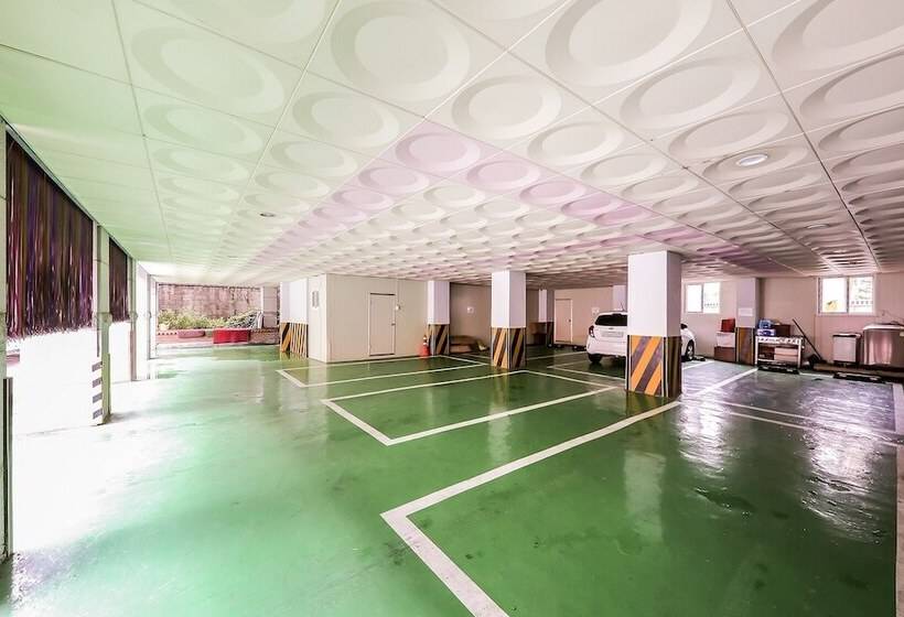 모텔 Jecheon The Wall