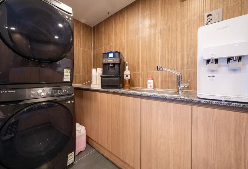 모텔 Jecheon Urban Brown