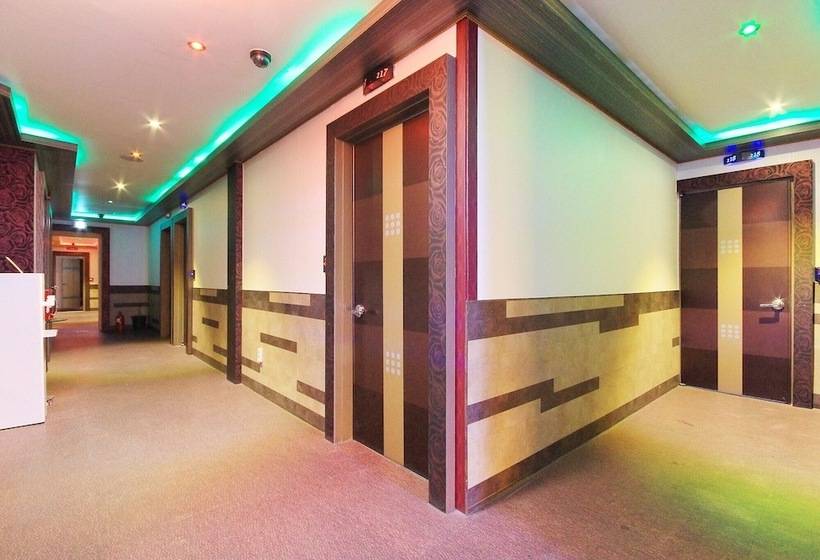 מוטל Jeonju Gosadong Cinema