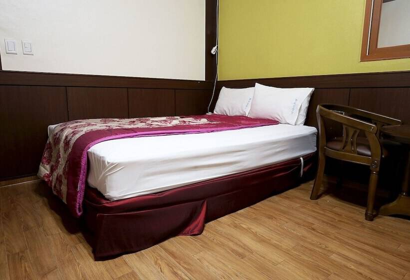 Мотель Jeungpyeong Hotel Italy