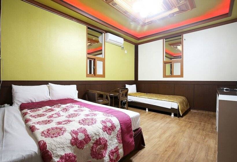 Мотель Jeungpyeong Hotel Italy