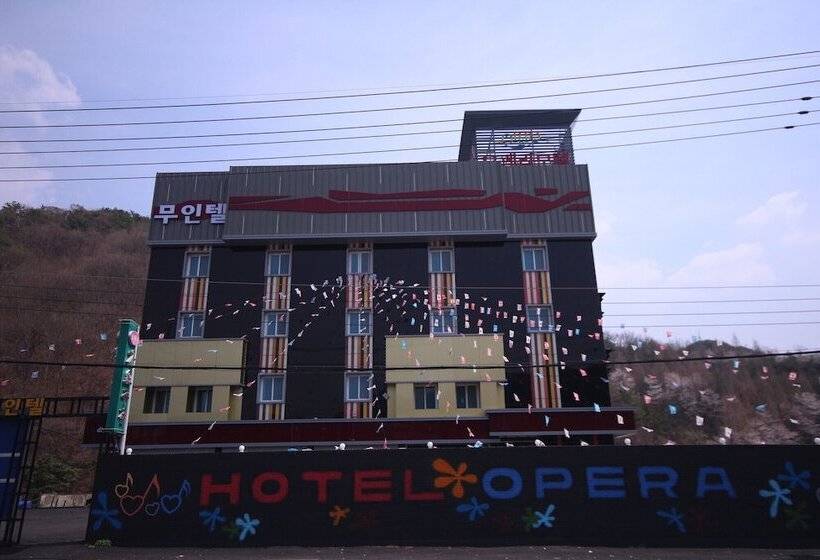 모텔 Jinju Opera