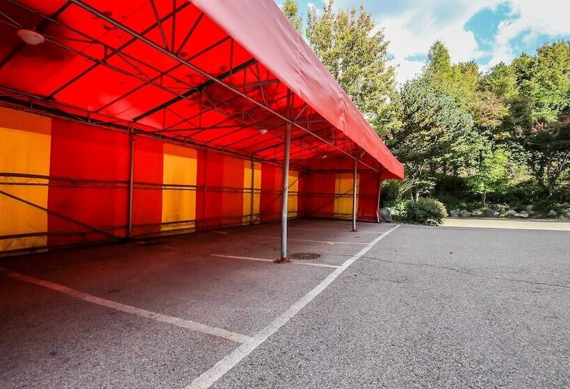 汽车旅馆  Muju Rivera