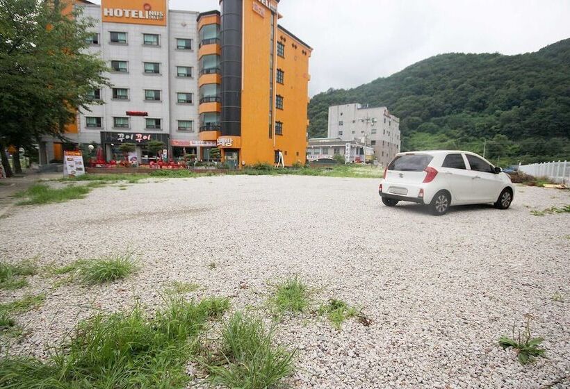 汽车旅馆  Mungyeong Arirang