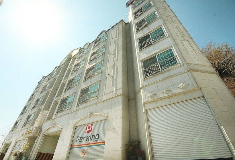 モーテル Namhae Milford