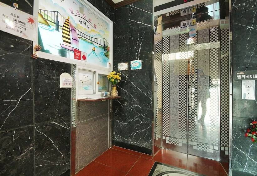 Motel Namhae Milford