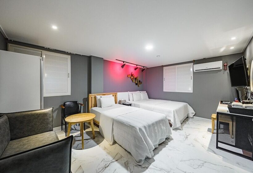 汽车旅馆  Osan Seven