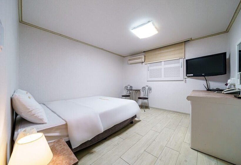 汽车旅馆  Paju Geumchon Lip