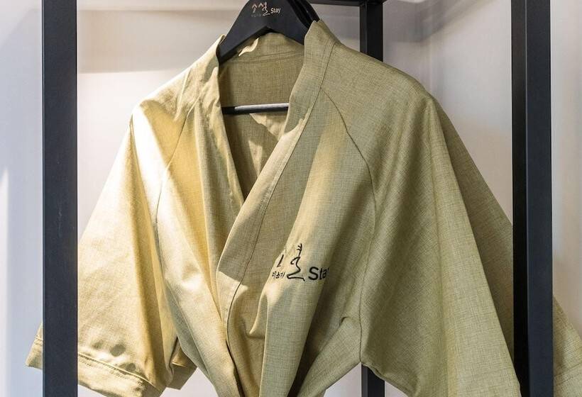 مُتل Pocheon Social