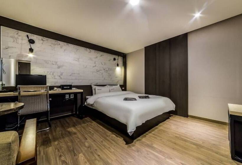 Motel Pyeongtaek Byeolbi