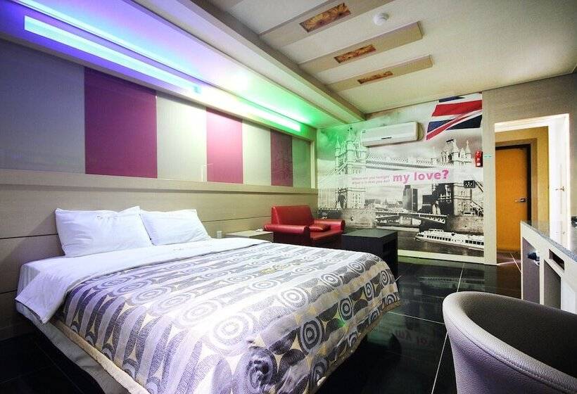 Motel Sacheon Lapis