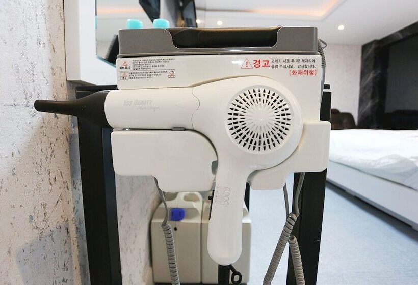 モーテル Sanbon Geureoni