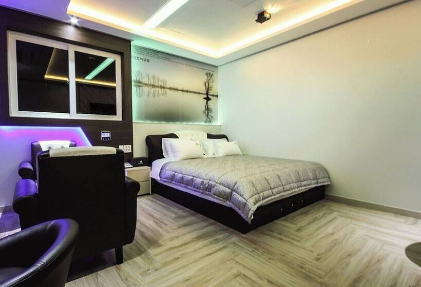 汽车旅馆  Sancheong Hyu And Joy