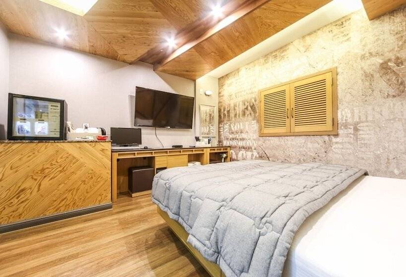 מוטל Seven Palgongsan Bombom