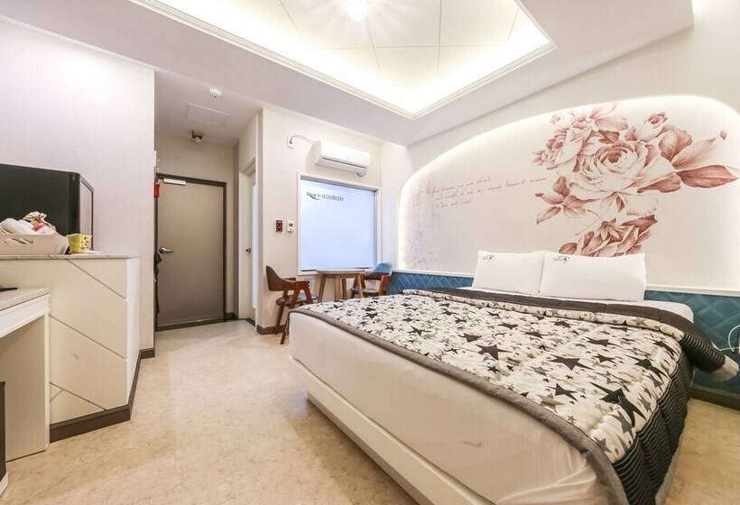 מוטל Seven Palgongsan Bombom