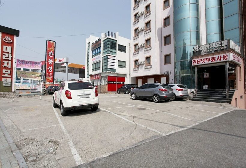 فندق على الطريق Sokcho Mirage