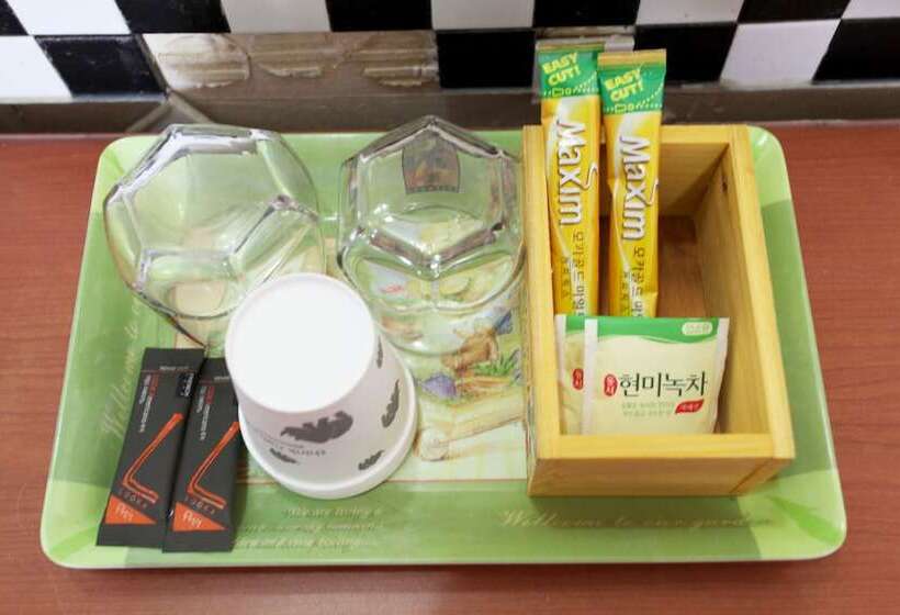 فندق على الطريق Sokcho Mirage