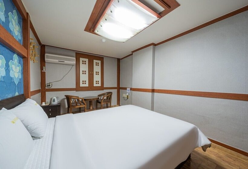 فندق على الطريق Sokcho Mirage