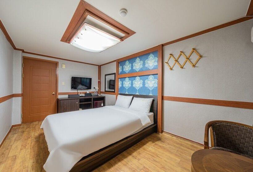 فندق على الطريق Sokcho Mirage