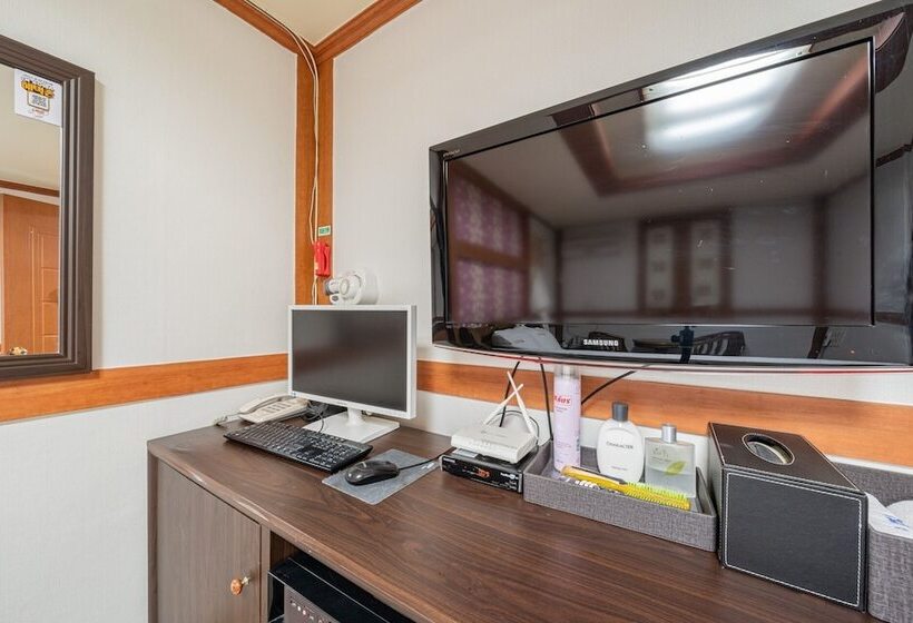 فندق على الطريق Sokcho Mirage