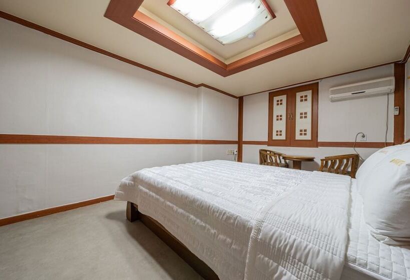 فندق على الطريق Sokcho Mirage