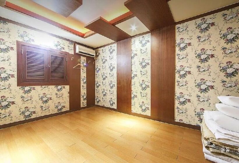 Мотель Suncheon Hotel Bao