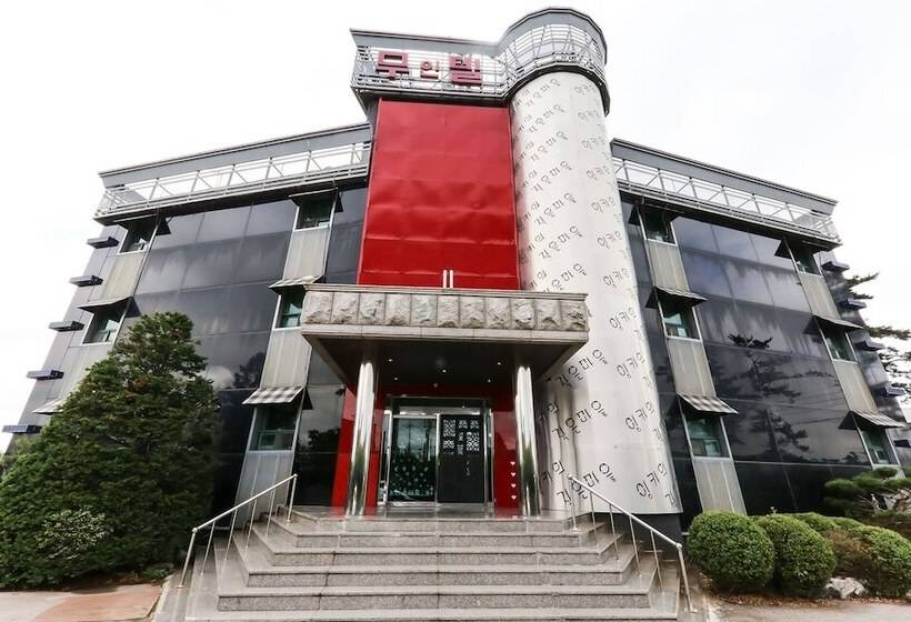 Motel Taean Incaui Jageun Maeul