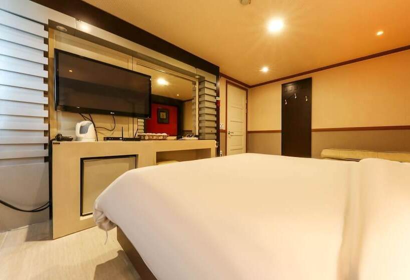 Motel Taean Incaui Jageun Maeul