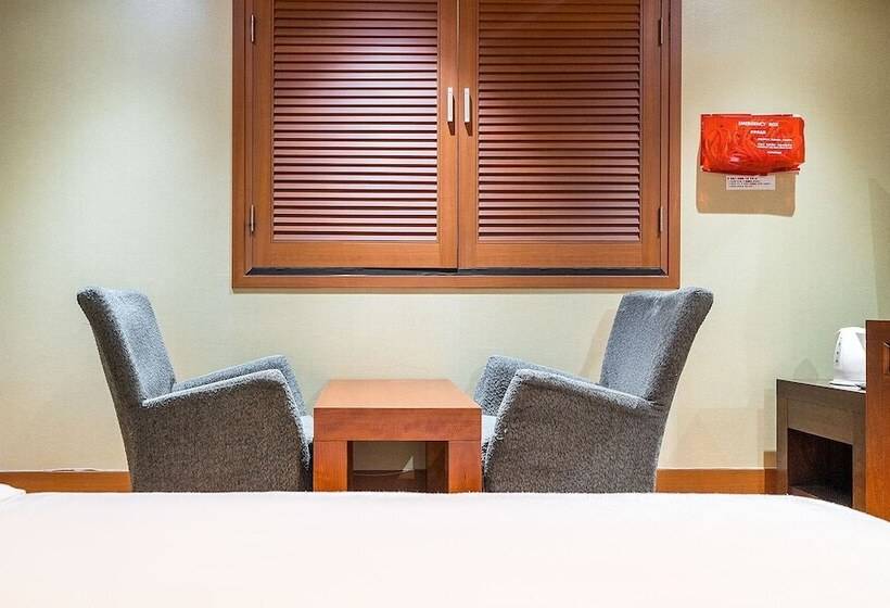 מוטל Taebaek Tourist