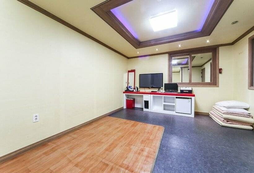 Motel Tongyeong Hangnamdong Theme
