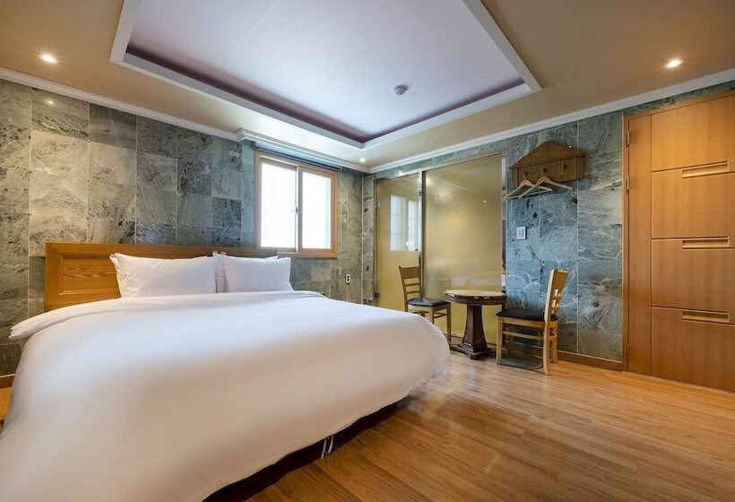 Motel Tongyeong Hotel Opera
