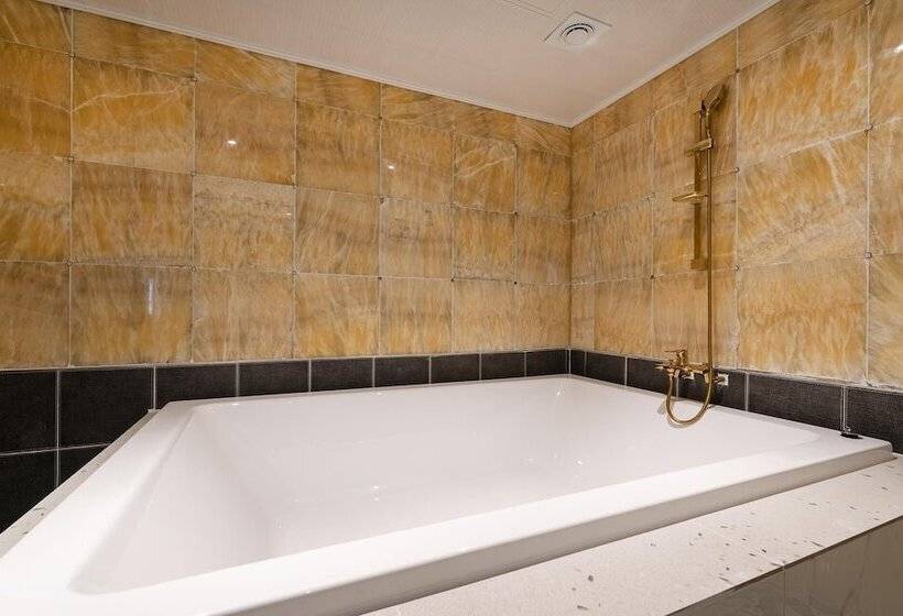 汽车旅馆  Tongyeong Hotel Opera