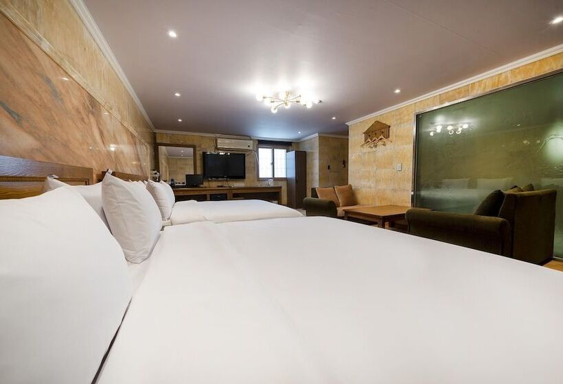 モーテル Tongyeong Hotel Opera